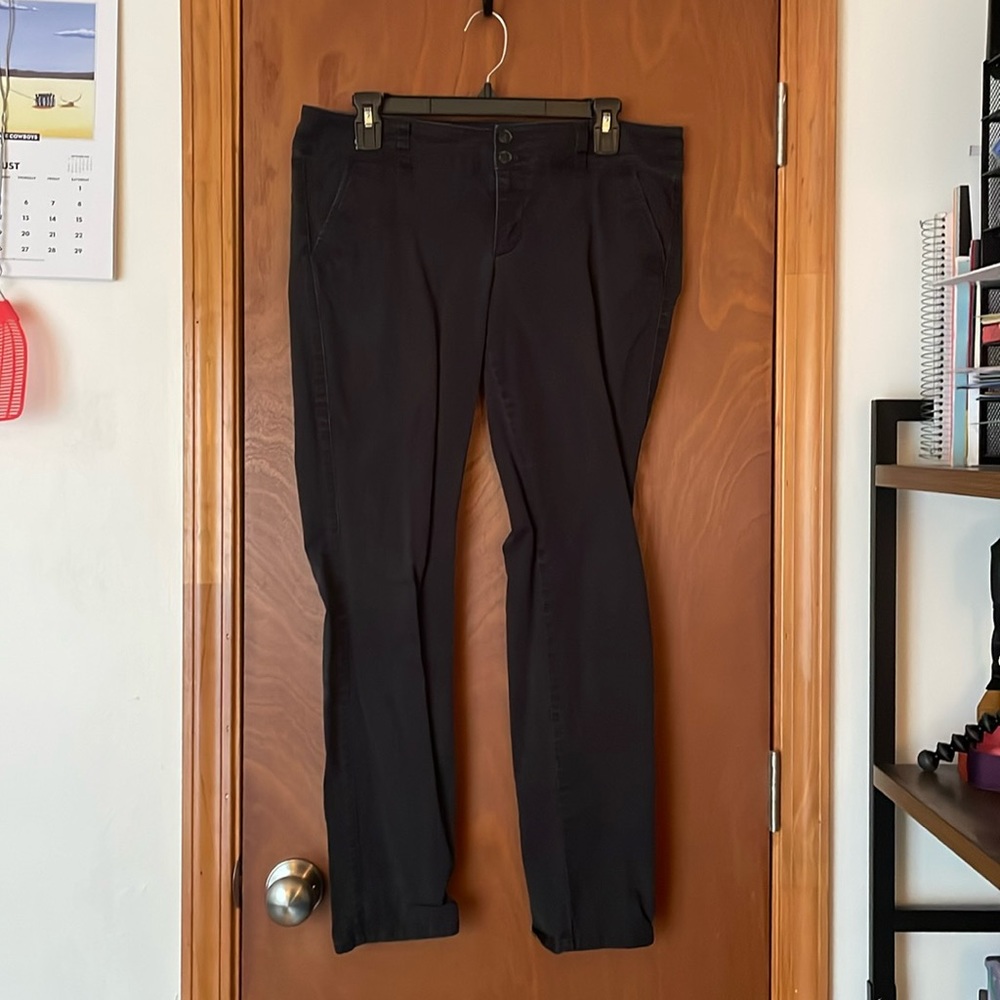 American Eagle Khaki Pants